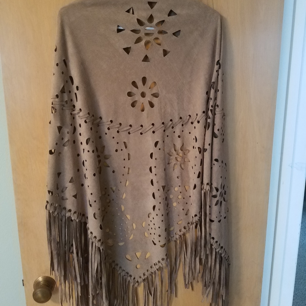 Suede shall - Picture 2 of 2